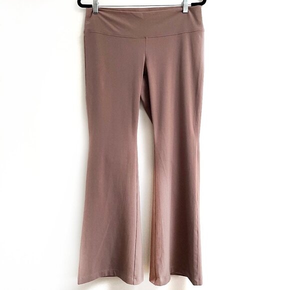Hold-it™ atmosphere flare lo-rise legging NWOT - Picture 9 of 13